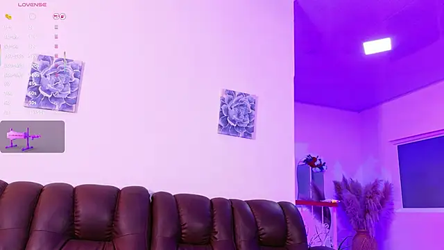 lara_giraldo - Lara_giraldo's free webcam - UK Sex Cams