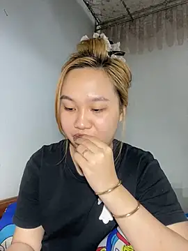 almira6868 - Almira6868's free webcam