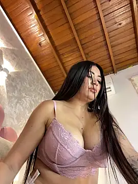 _MadiLee_ webcam
