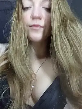 KattyLuuu webcam