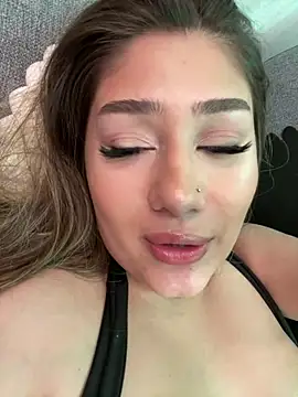 VivianneNicole webcam