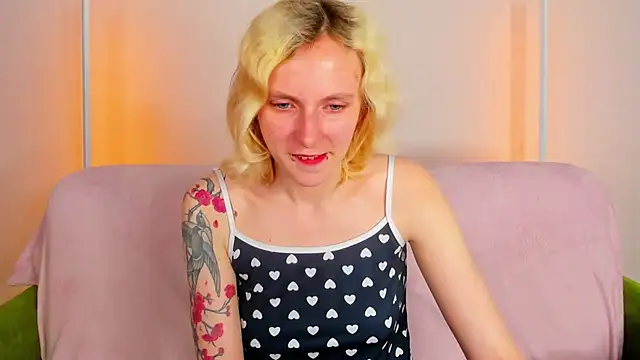 LikiLips webcam