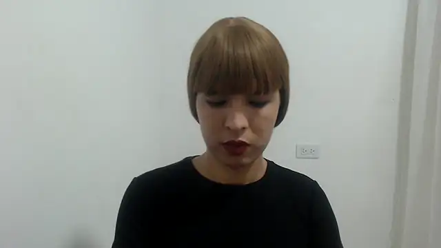 estefania224 webcam