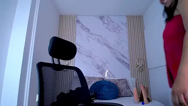 lunna_boobs - Lunna_boobs's free webcam - UK Sex Cams