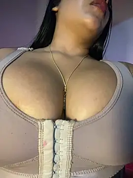 mis-violetha webcam