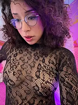 Woo_isDaphne webcam