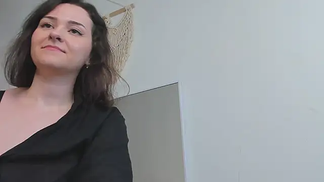 Camilla_Rowen webcam
