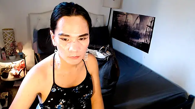 NinaDOM4CUM webcam