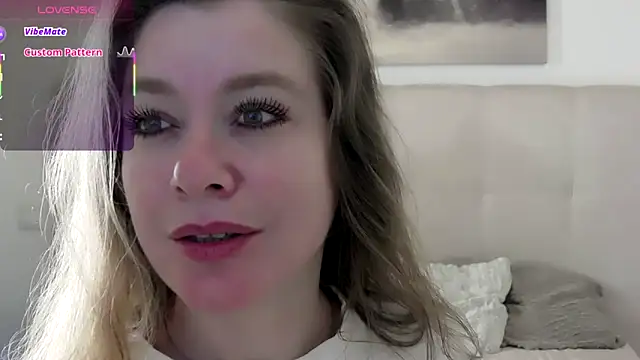 PetersEmily webcam