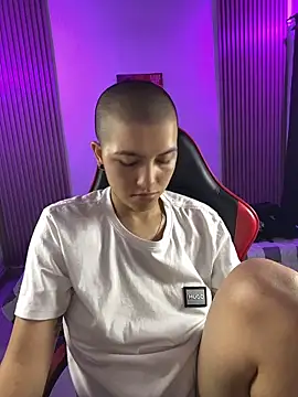 nicocoox - Nicocoox's free webcam - UK Sex Cams