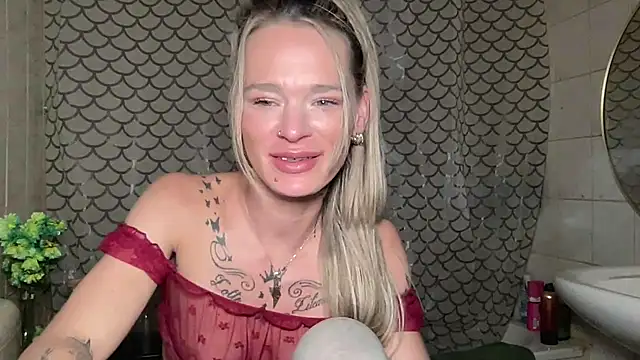 vinique99 live sex cam