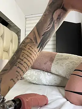 alisson foxxx1