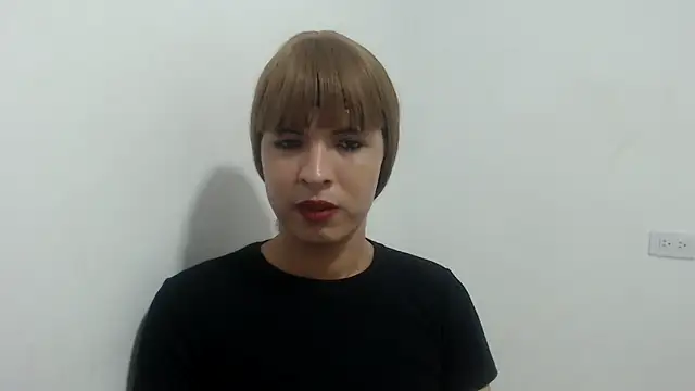 estefania224 webcam