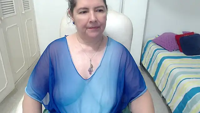 leonela_69 webcam