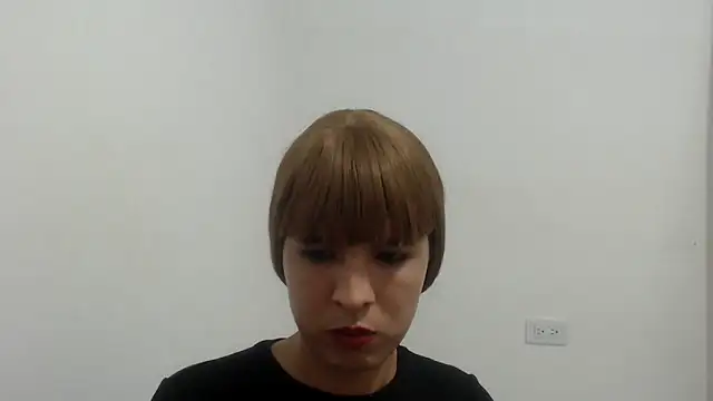 estefania224 webcam