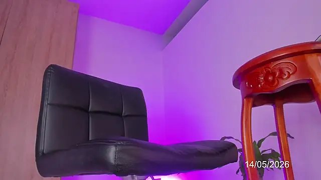 モデル: Cameron_sophia01