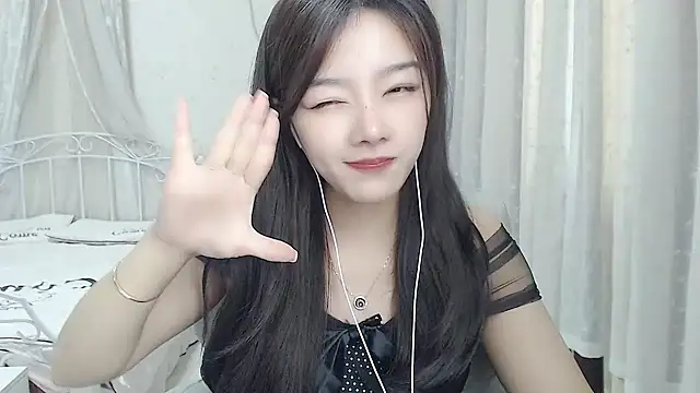 Romy-sweet webcam