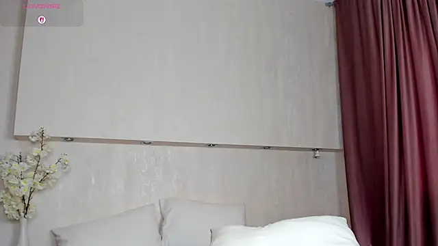 Erika_Carpenter webcam