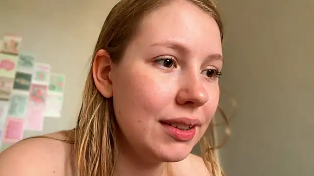 HoneyAudrey webcam