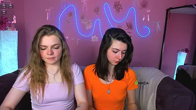 veronica_bubble webcam