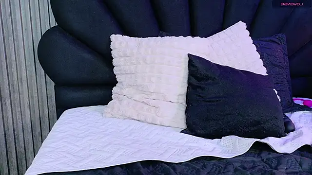 vicky_lopez webcam