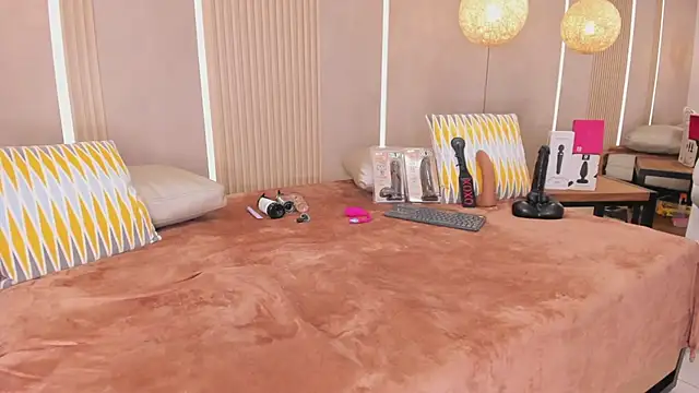 sabrina_shark_ webcam