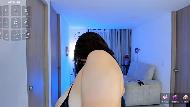 nikavelvet1 - NikaVelvet1's free webcam - UK Sex Cams