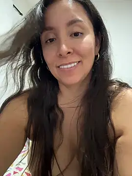 emely_sexx20 (F milf) - SUTNAMI SQUIRT