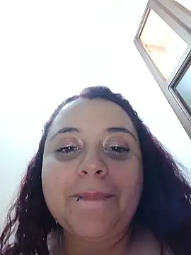 CURVY-HORNY