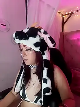 Leah_cherry webcam