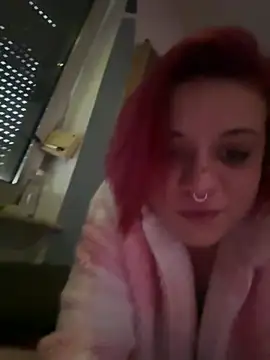 EmilyErdbeeree webcam