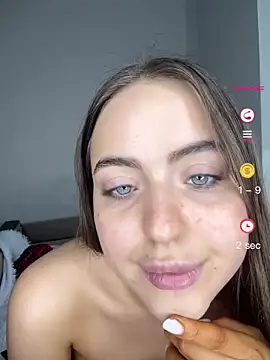 Angellav from StripChat is Freechat