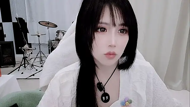 Evangelin-e live sex cam
