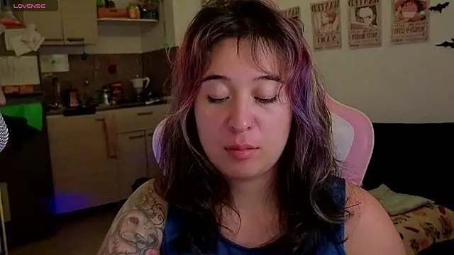 Celeste_Bauman webcam