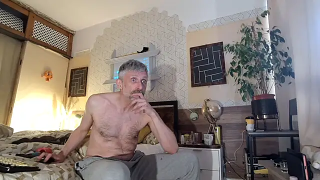 your-new-hot-uncle (Ask my age) - CUM SHOW