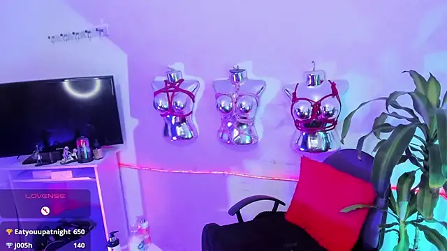 LucyStrike_ webcam