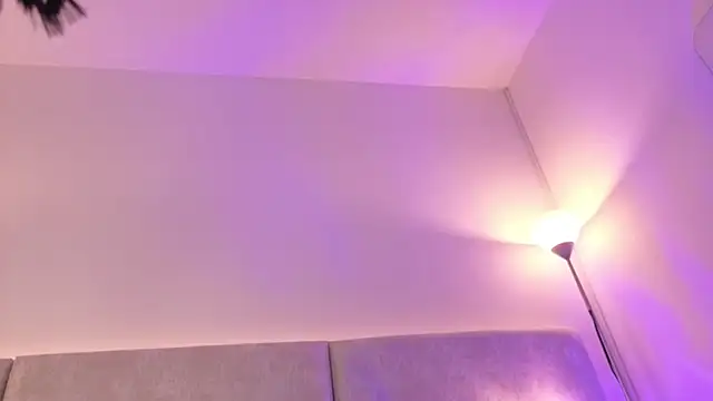 モデル: Nioki_