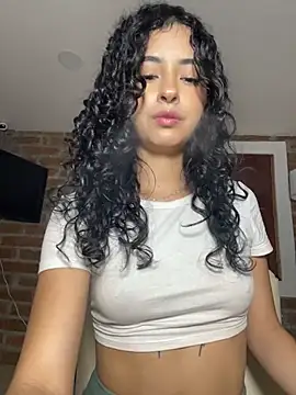 rossemelody - RosseMelody's free webcam - UK Sex Cams