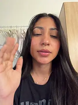 Sweetnaughtygirl_