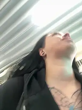 AlishaOfThorns webcam