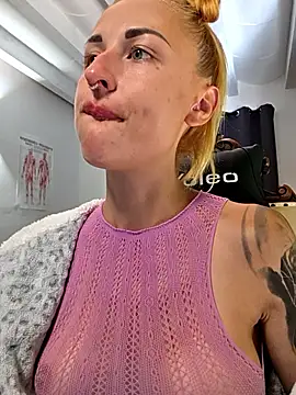 kylie_blck webcam