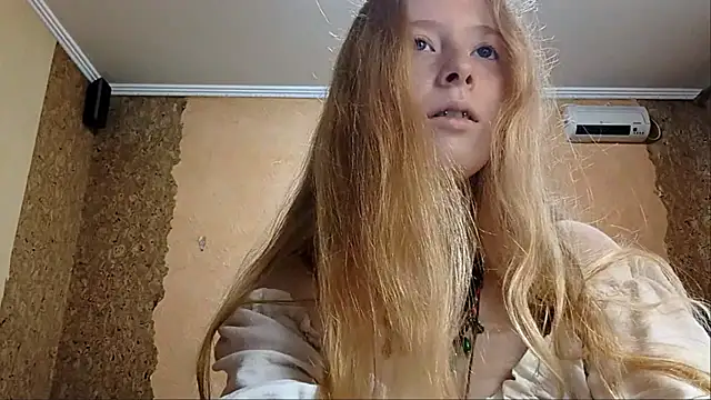 KateVibe_01 webcam