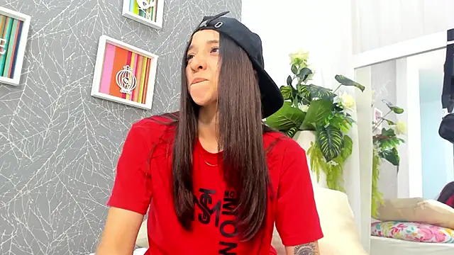 ViictoriiaSaenz webcam
