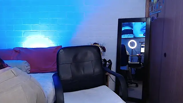 Amy66 webcam