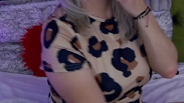 LadyTouch webcam