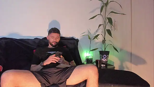 erickpritz_xh - Erickpritz_xh's free webcam - UK Sex Cams