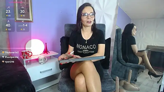 Miss_ellien webcam