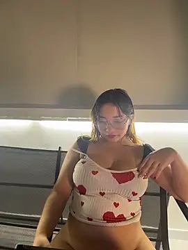 AliciaWhite_nt webcam