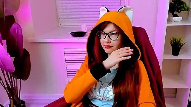 CarolGiggly webcam