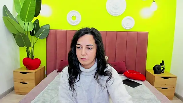 Linda_Insatiable webcam